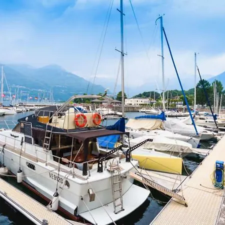Boat&breakfast Cheyenne Bateau-hôtel *