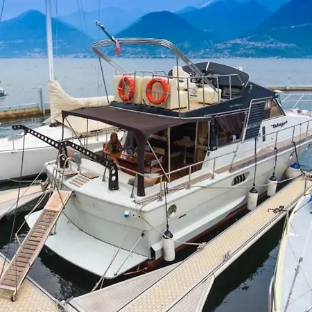 Bateau-hôtel Boat&breakfast Cheyenne